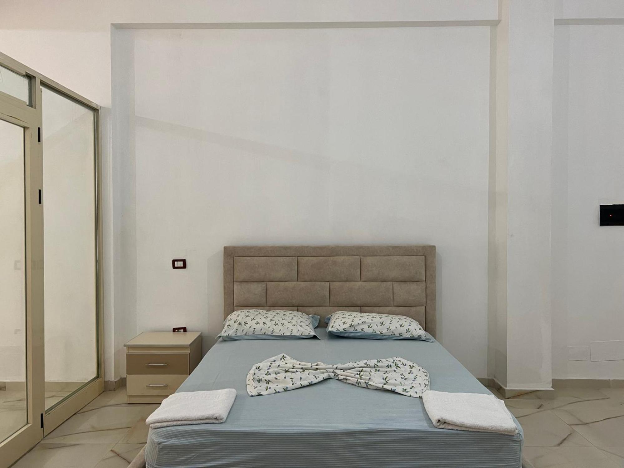 Apartament Ground Floor Comfort - Spacious & Modern Orikum